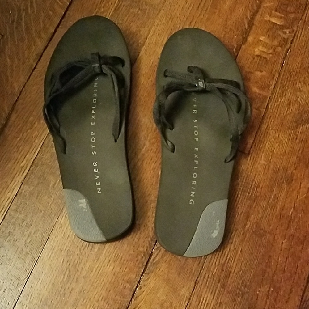 North face flip flops